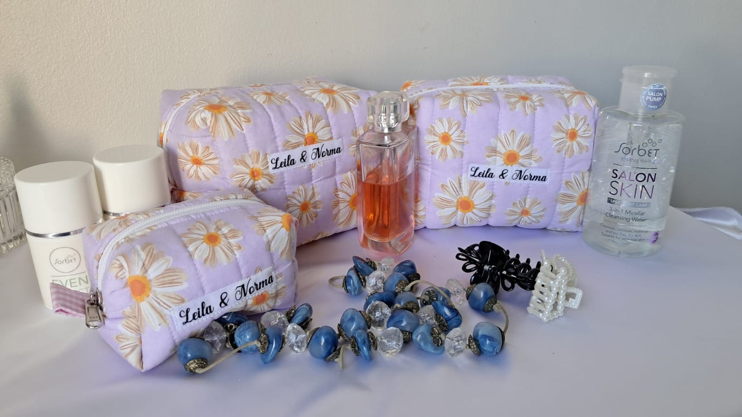 Daisies for Days Carry All Bags
