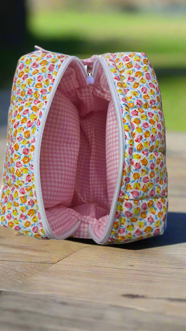 Ditsy Pink & Yellow Tulips Carry All Bags