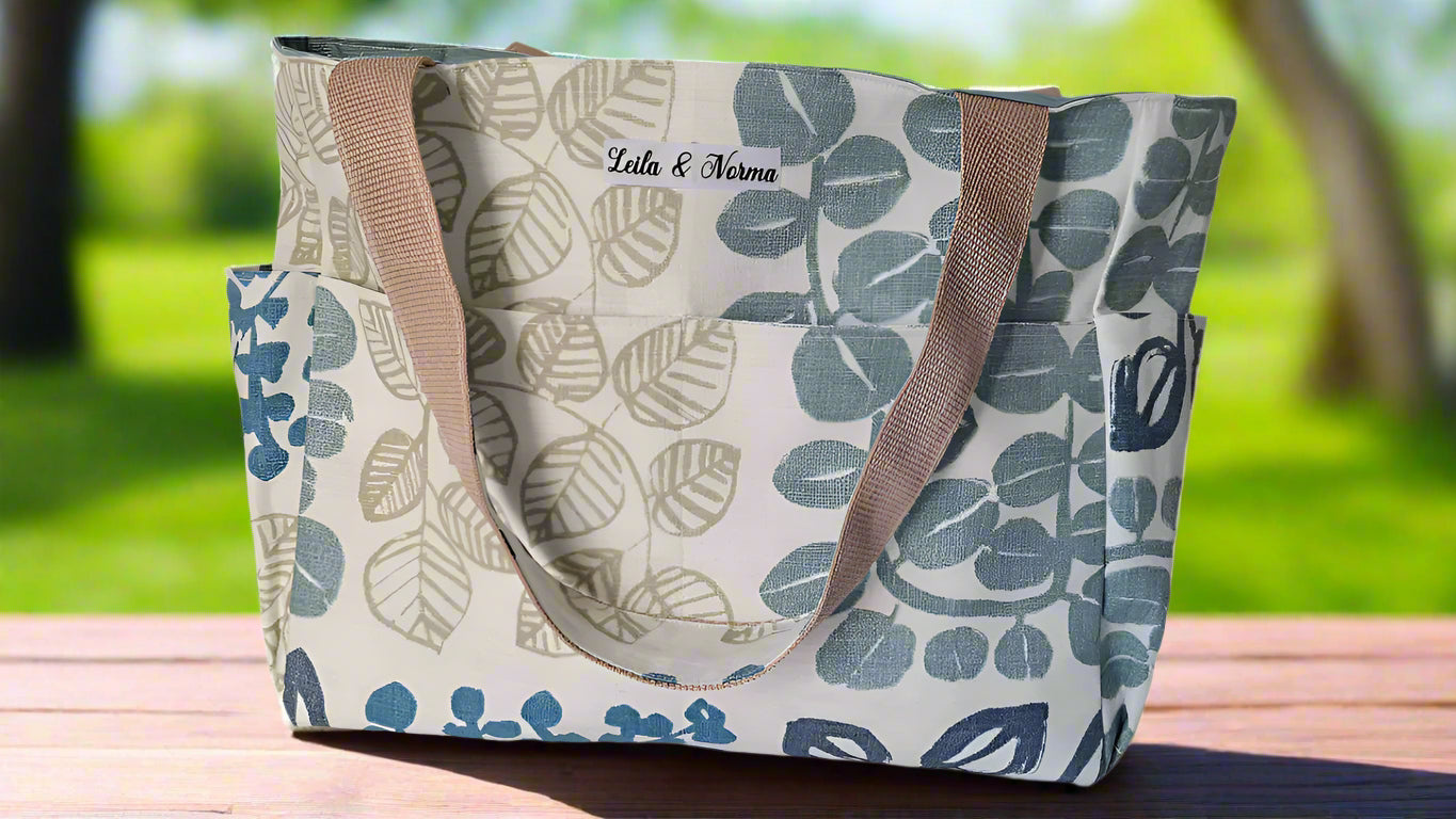 Autumn Leaves Everyday Tote Bag
