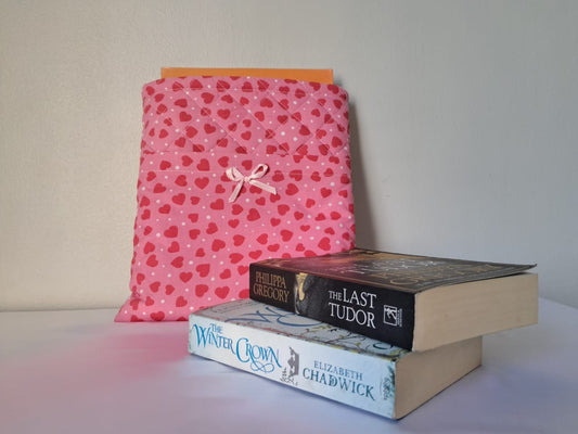 Hearts Galore Quilted Open Top Book Sleeve