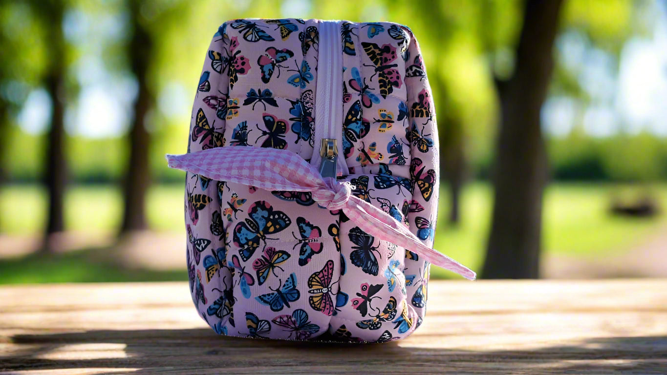 Butterflies Kaleidoscope in Pink Carry All Bags